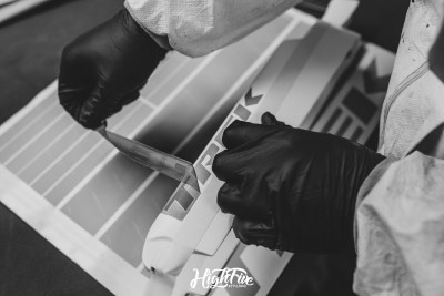 Lakierowanie napisów trek